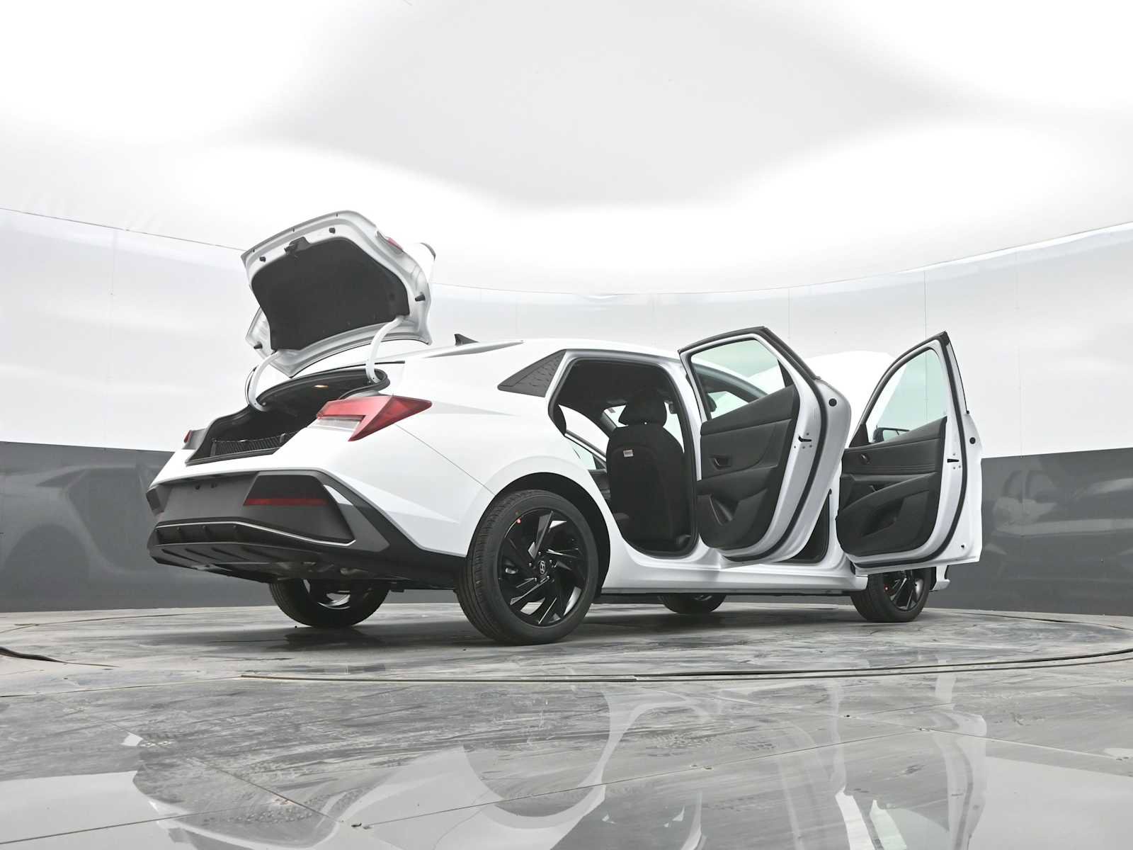 New 2026 Hyundai Elantra Sport w/ Cargo Package image 43