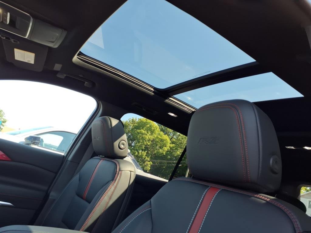 New 2026 Chevrolet Traverse RS image 13