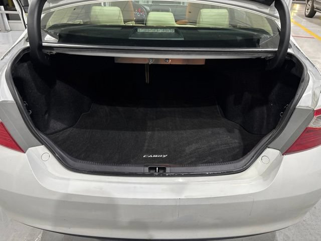 Used 2015 Toyota Camry LE FWD image 19