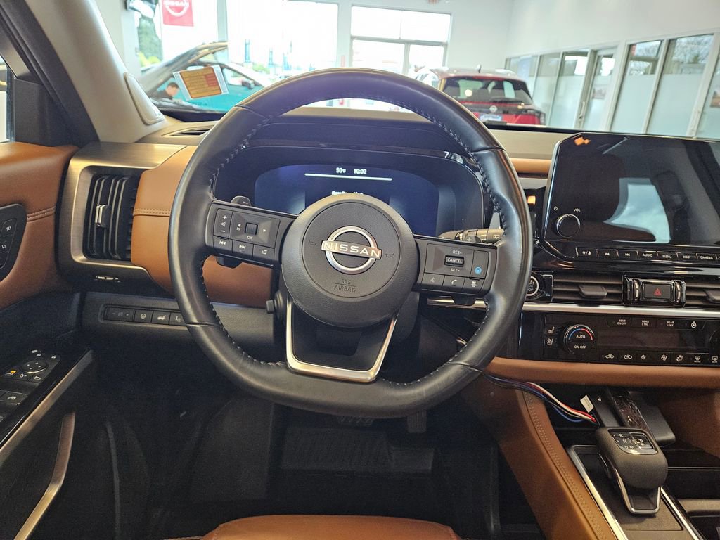 Used 2023 Nissan Pathfinder Platinum w/ Lighting Package (N93) image 17