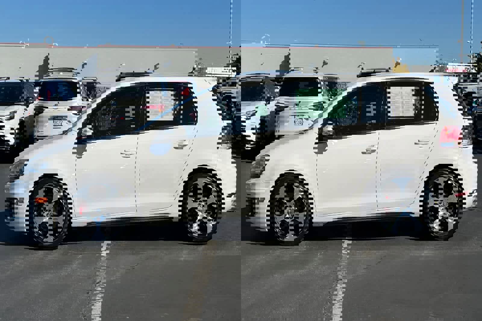 Used 2012 Volkswagen GTI 4-Door image 9