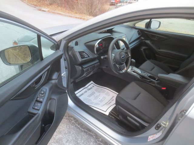 Used 2018 Subaru Impreza 2.0i Premium image 7