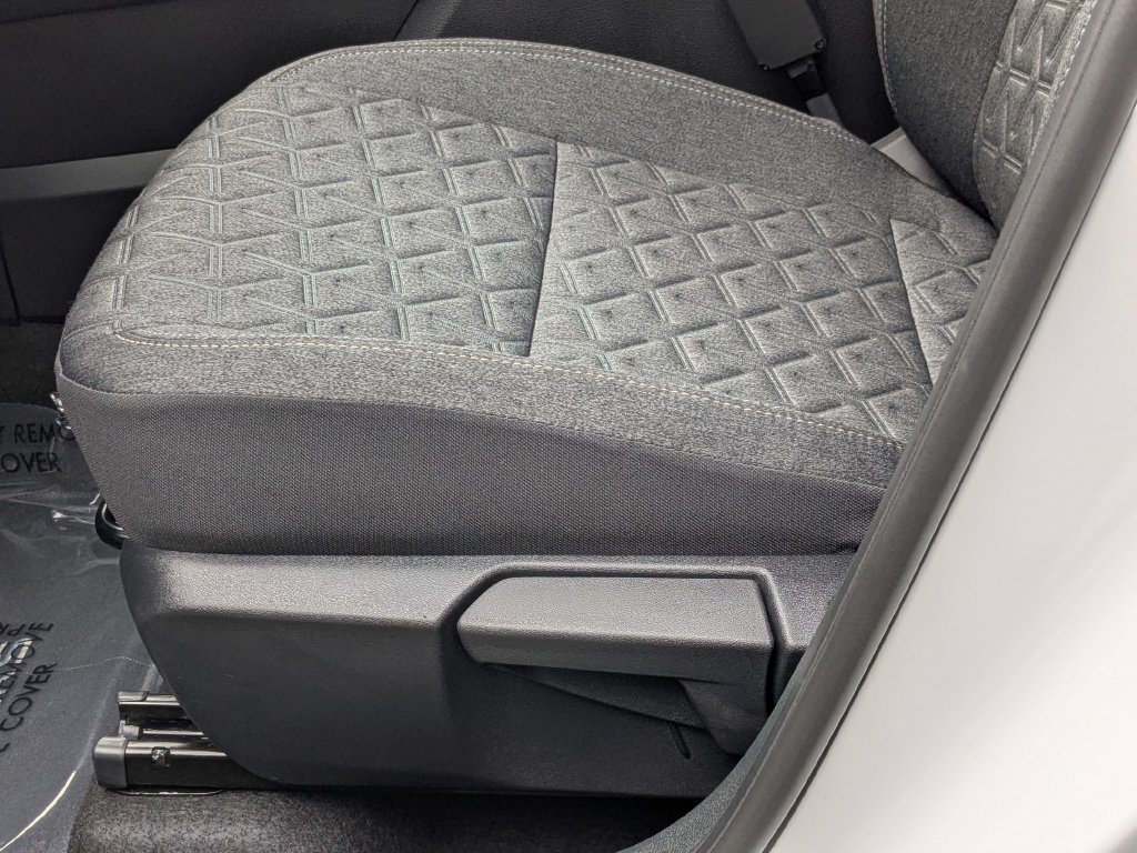 New 2026 Nissan Kicks SV w/ Cold Weather Package FWD image 13