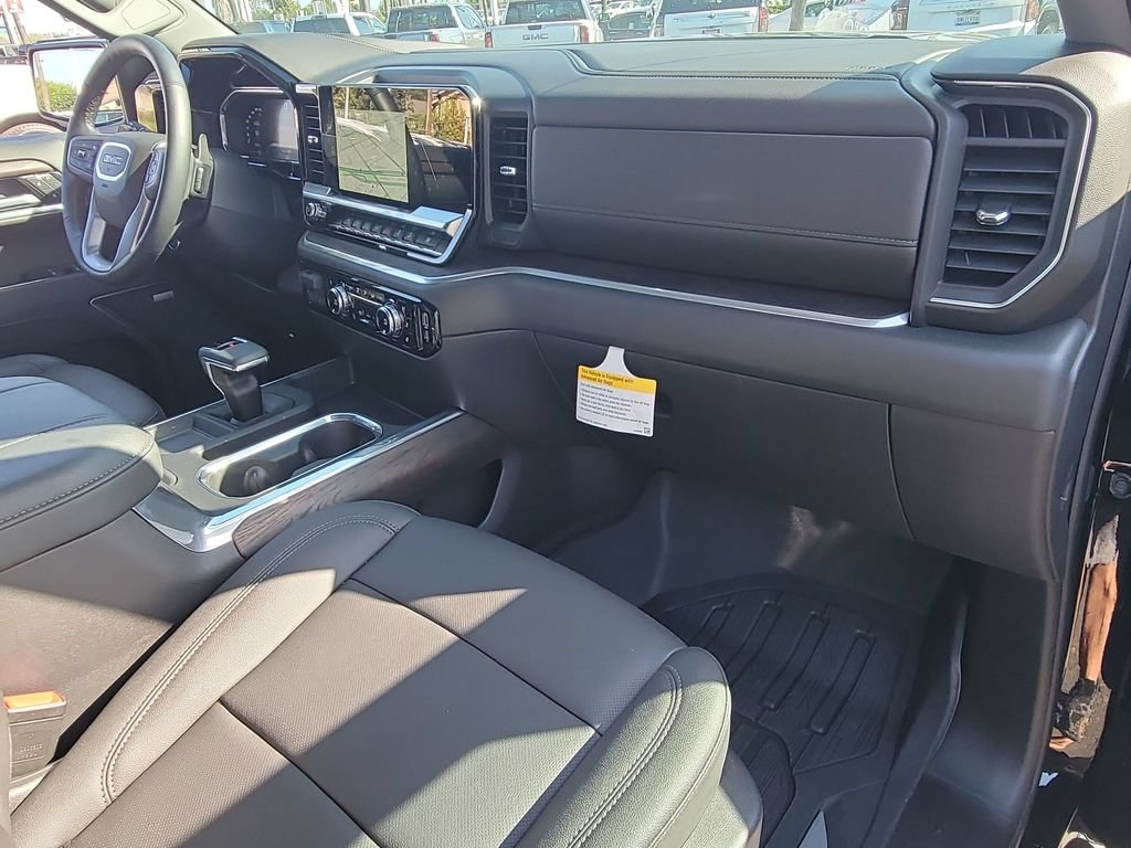 Used 2026 GMC Sierra 1500 SLT w/ SLT Premium Package AWD/4WD image 30