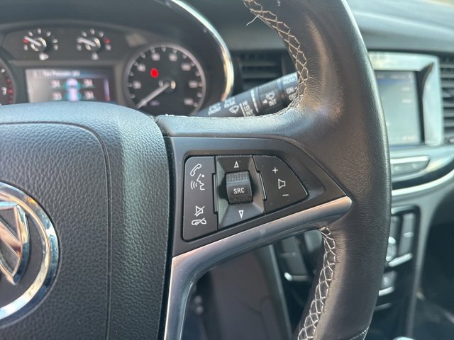 Used 2022 Buick Encore Preferred w/ Safety Package image 17