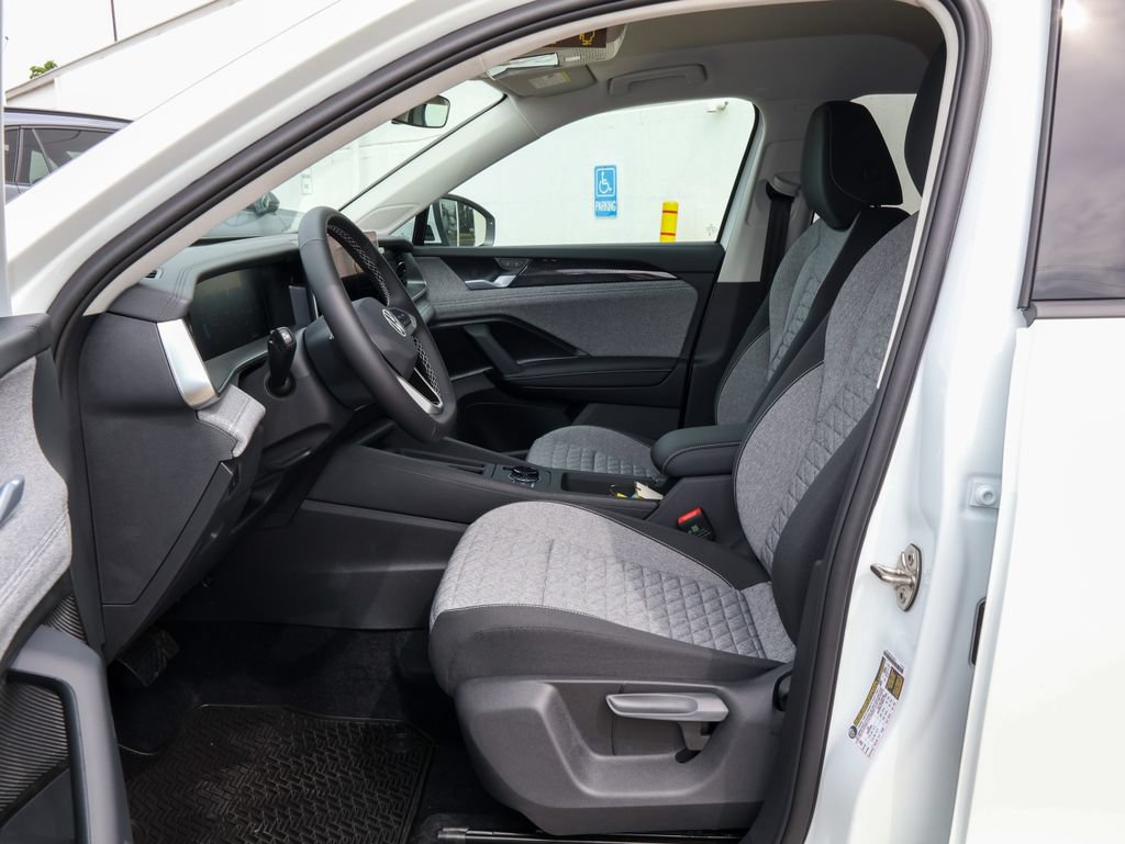 New 2026 Volkswagen Tiguan S AWD/4WD image 11
