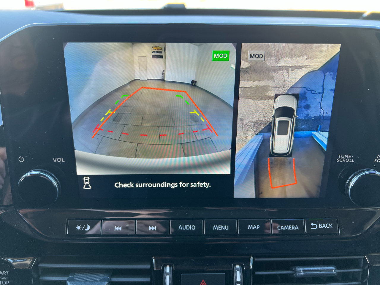 Used 2025 Nissan Pathfinder SL image 62