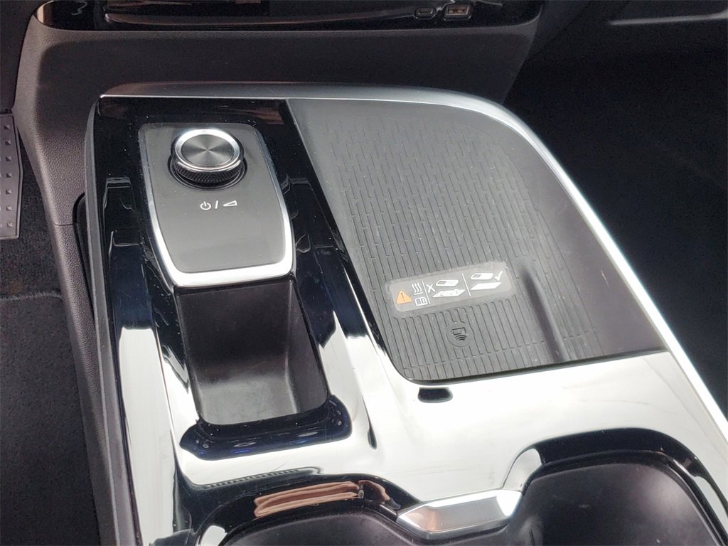 Used 2025 Buick Enclave Preferred image 26