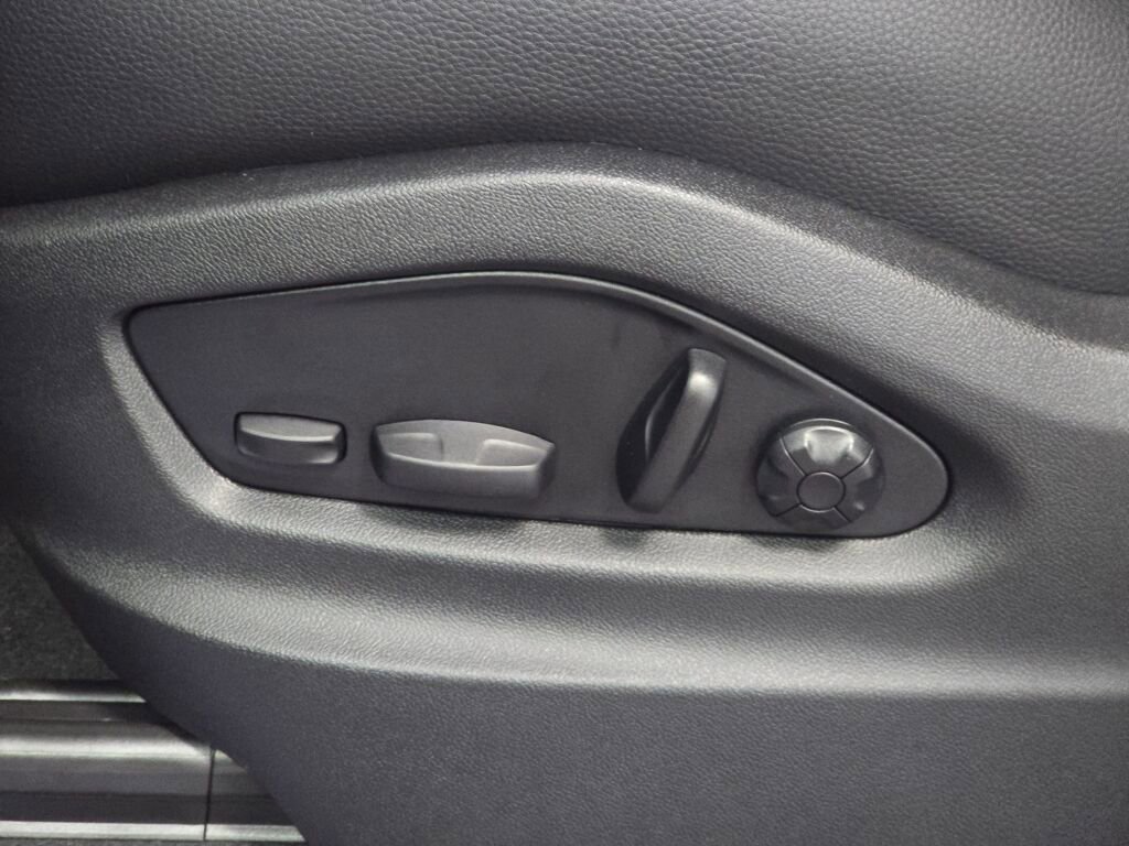 New 2025 Porsche Cayenne S image 27