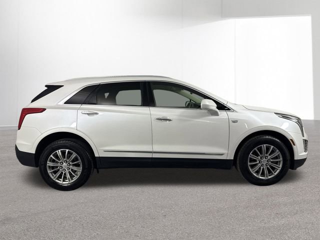 Used 2018 Cadillac XT5 Luxury w/ Driver Awareness Package image 36