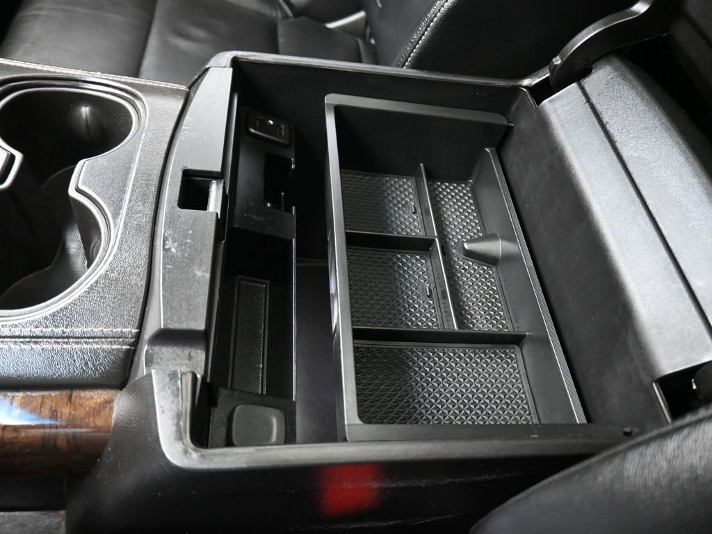 Used 2020 Chevrolet Tahoe LT image 25