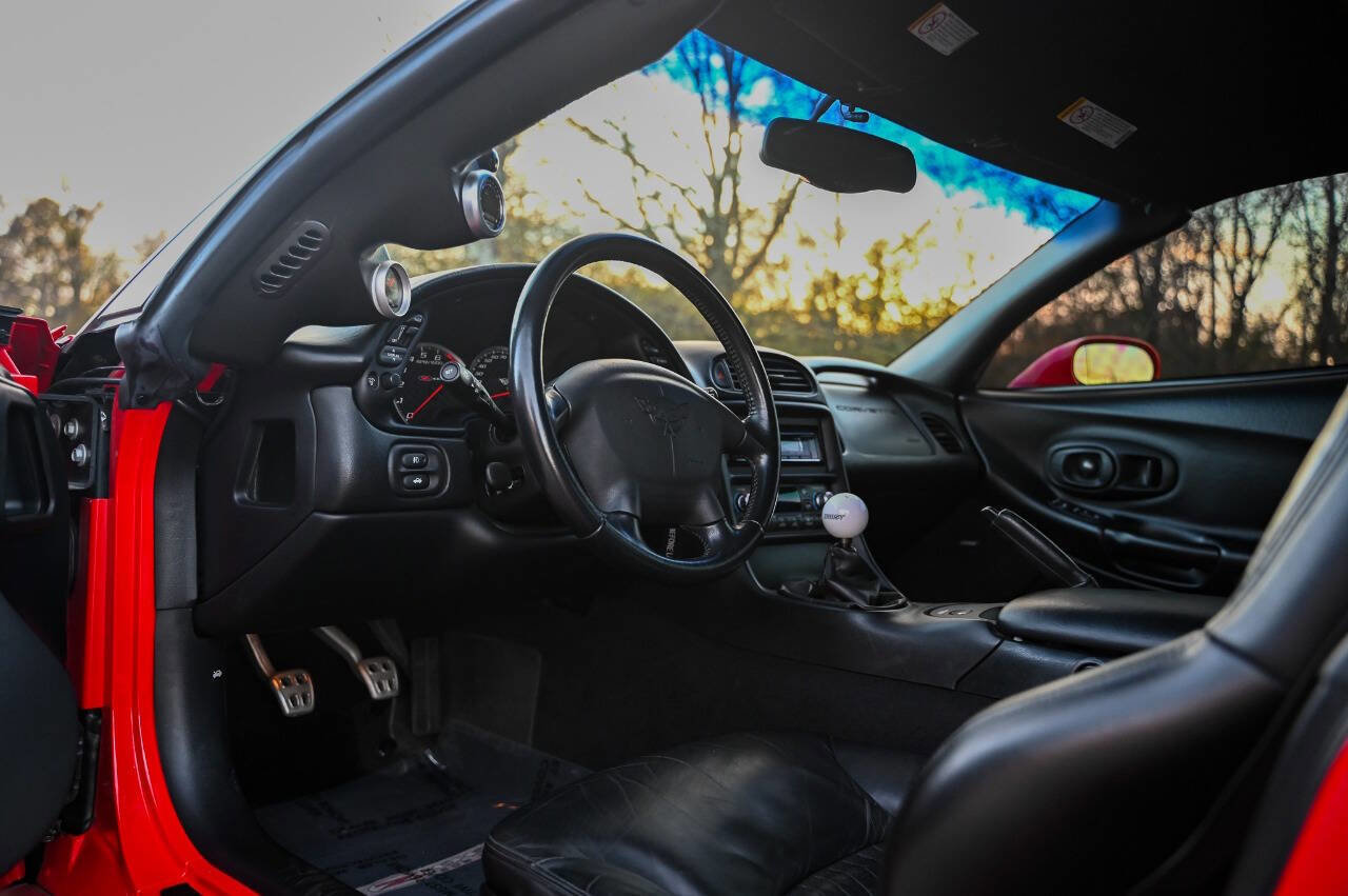 Used 2002 Chevrolet Corvette Z06 w/ Memory Pkg image 78