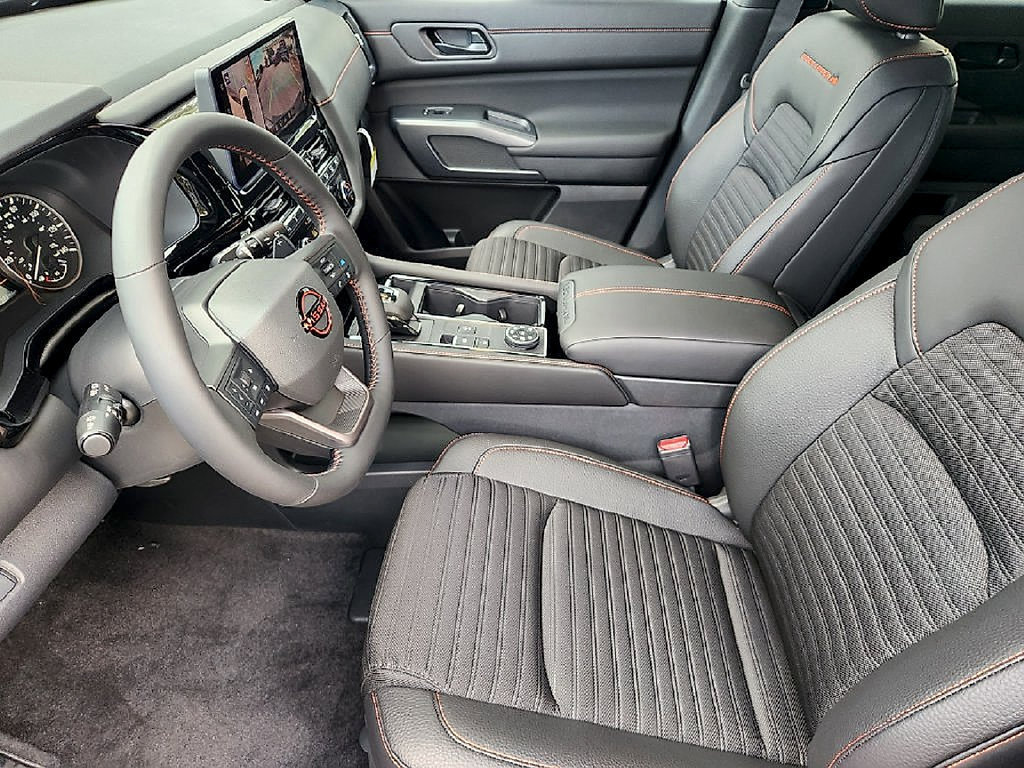 New 2026 Nissan Pathfinder Rock Creek w/ Rock Creek Premium Package AWD/4WD image 13