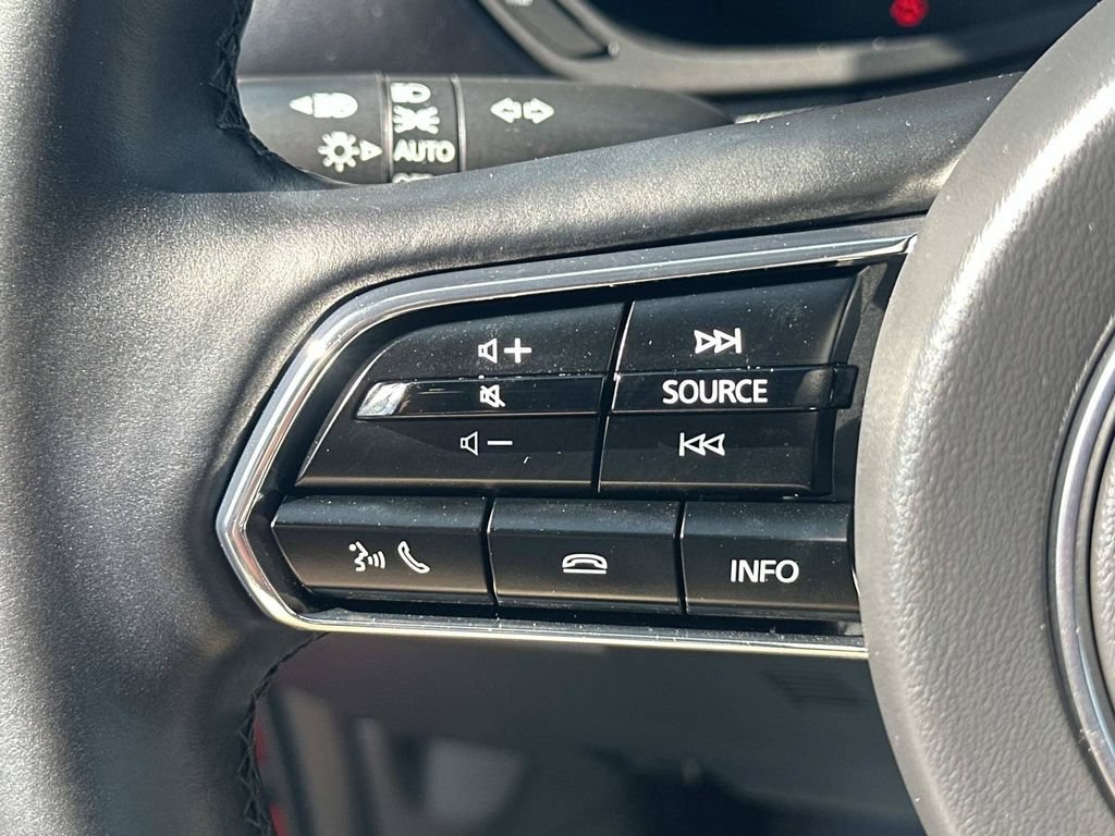 Certified 2025 MAZDA CX-70 Plug-In Hybrid w/ Premium Plus AWD/4WD image 22