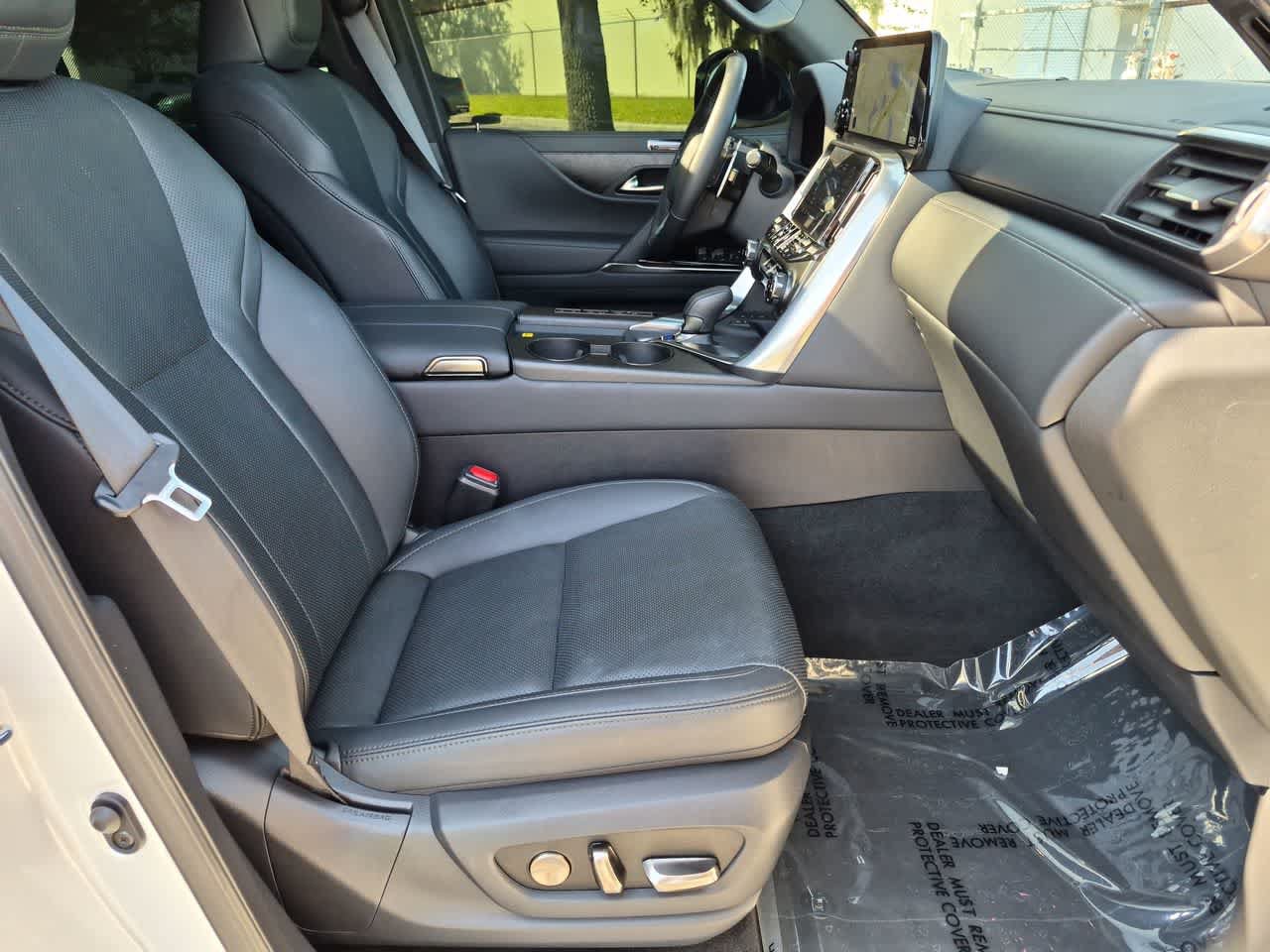Used 2025 Lexus LX 700h Overtrail w/ Accessory Package (Z1) AWD/4WD image 24