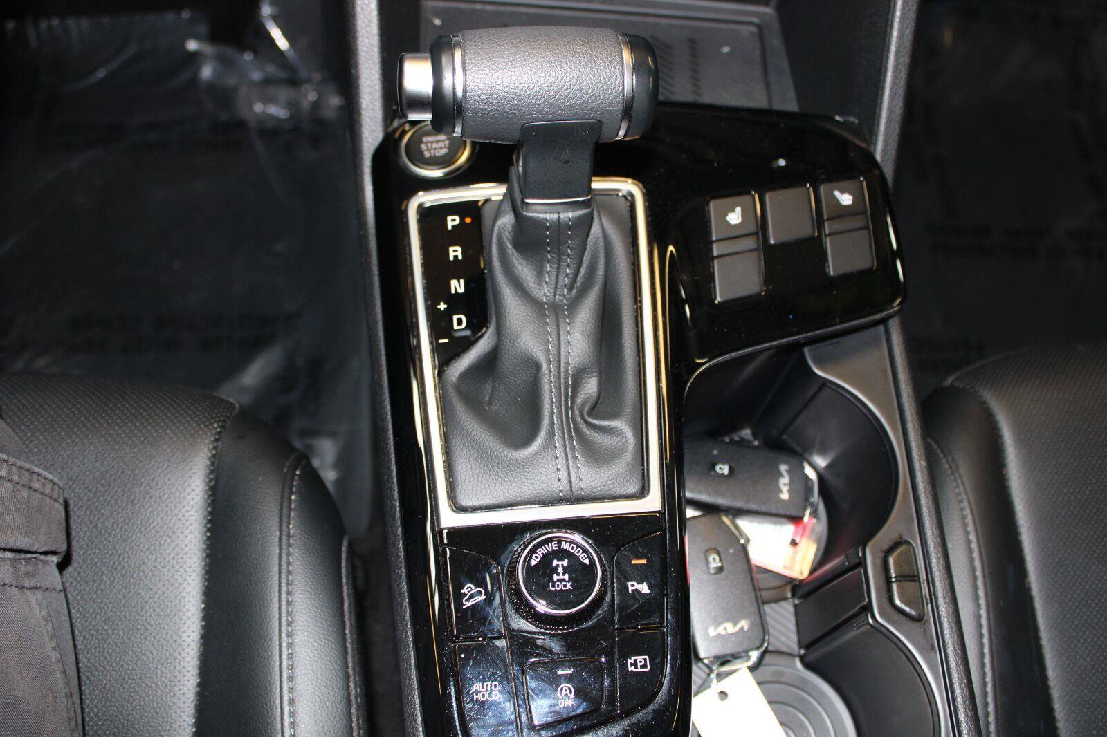 Used 2024 Kia Sportage EX AWD/4WD image 27