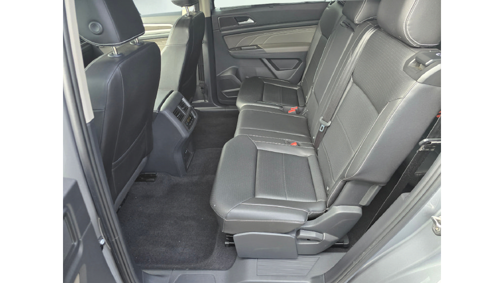 Used 2023 Volkswagen Atlas SE AWD/4WD image 43