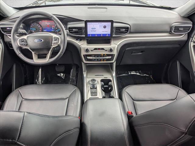 Used 2023 Ford Explorer XLT w/ Equipment Group 202A image 16