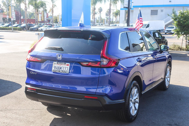 Used 2023 Honda CR-V EX image 5