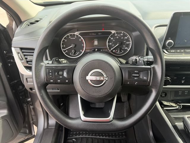 Used 2024 Nissan Rogue S AWD/4WD image 27