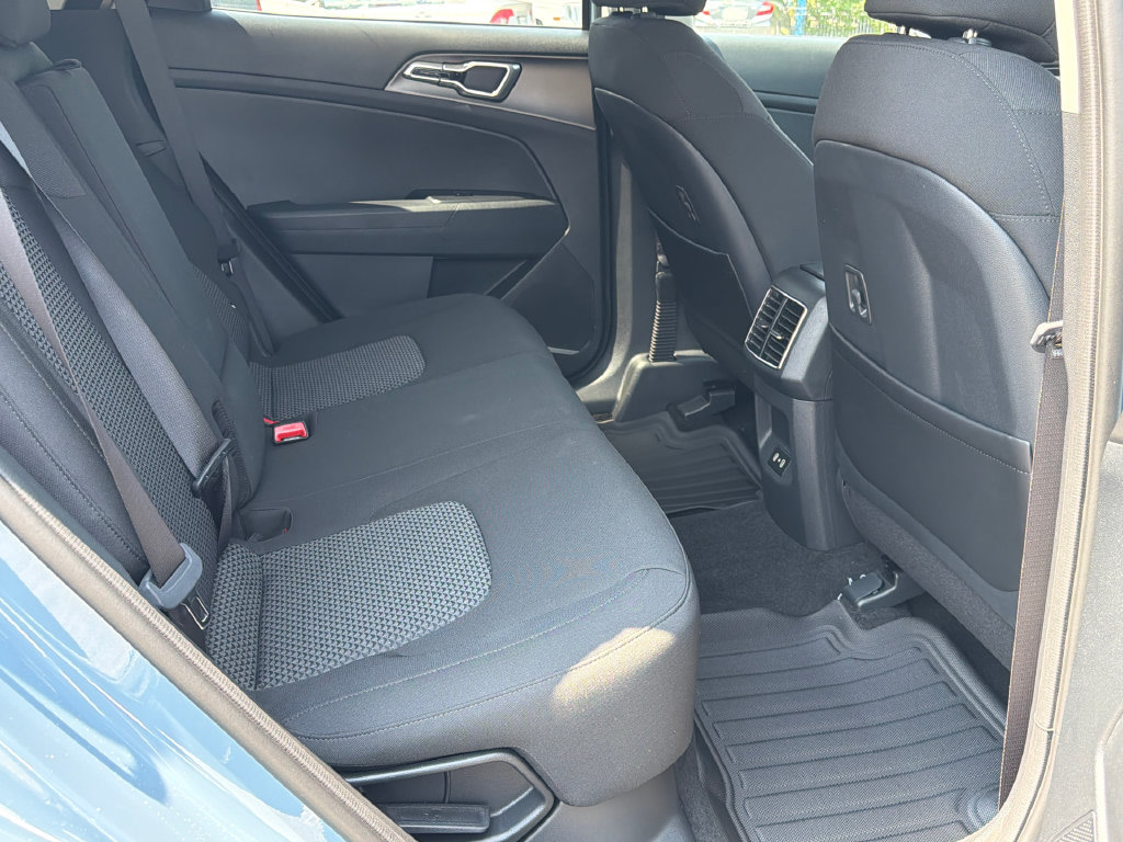 New 2027 Kia Sportage S FWD image 13