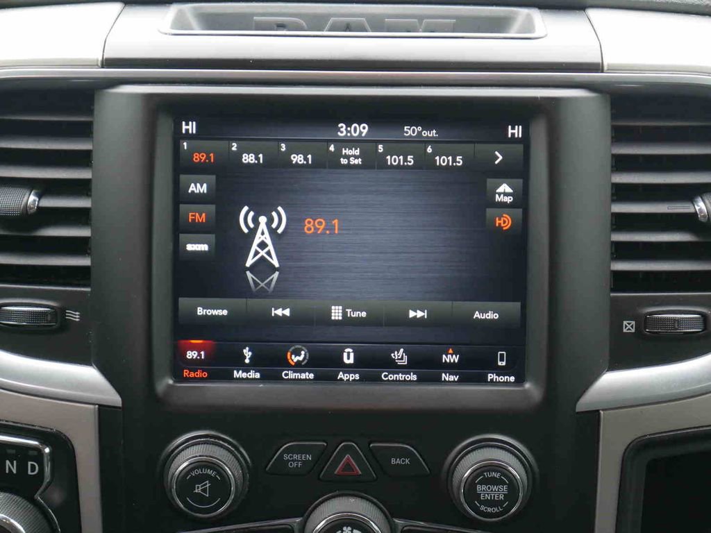 Used 2018 RAM 1500 SLT image 6