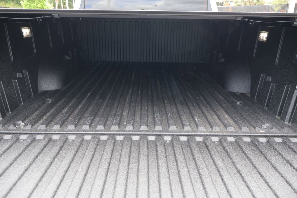 Used 2024 Toyota Tundra Platinum AWD/4WD image 22