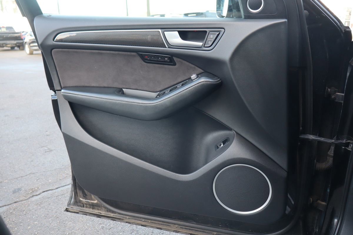 Used 2016 Audi SQ5 Premium Plus w/ Technology Package image 15