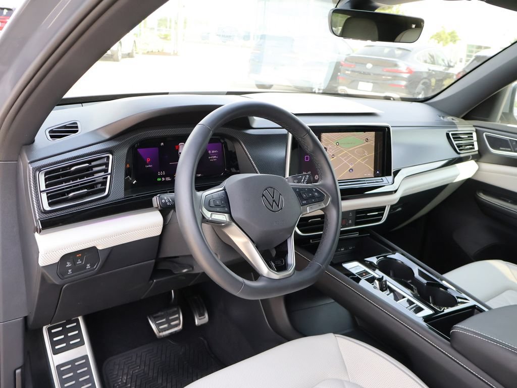 Certified 2026 Volkswagen Atlas Cross Sport SEL Premium R-Line AWD/4WD image 23