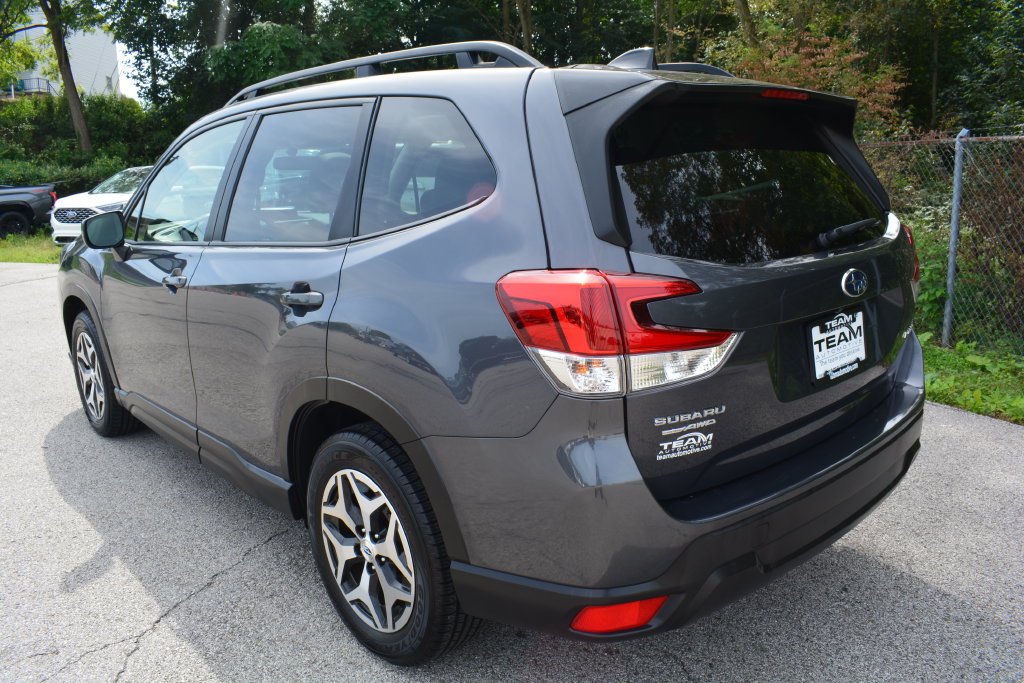 Used 2024 Subaru Forester Premium AWD/4WD image 7