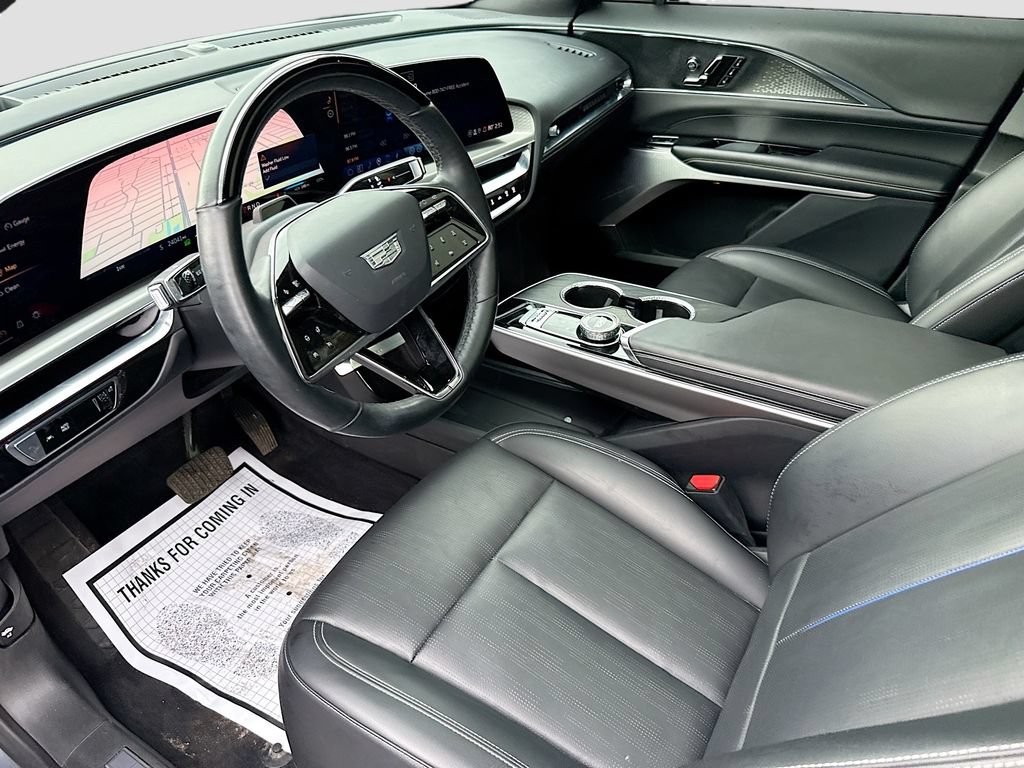 Used 2023 Cadillac Lyriq AWD image 25
