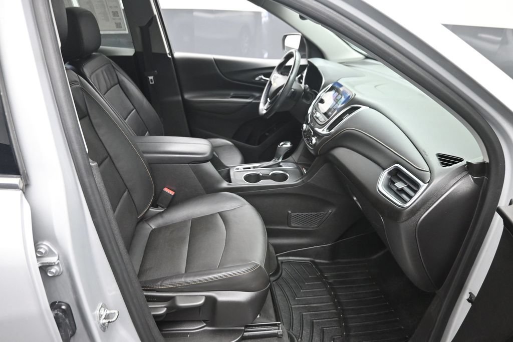Used 2018 Chevrolet Equinox Premier FWD image 9