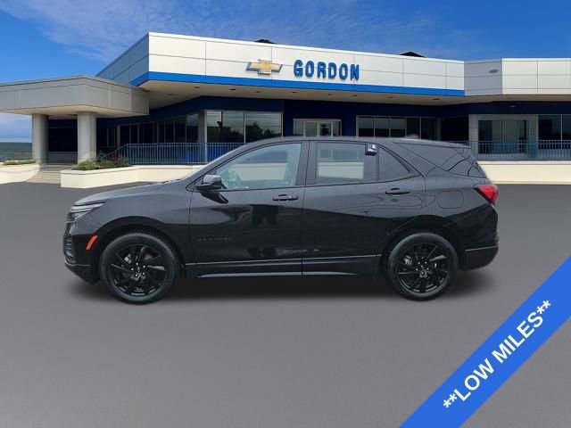 Used 2024 Chevrolet Equinox LS w/ LS Convenience Package image 2