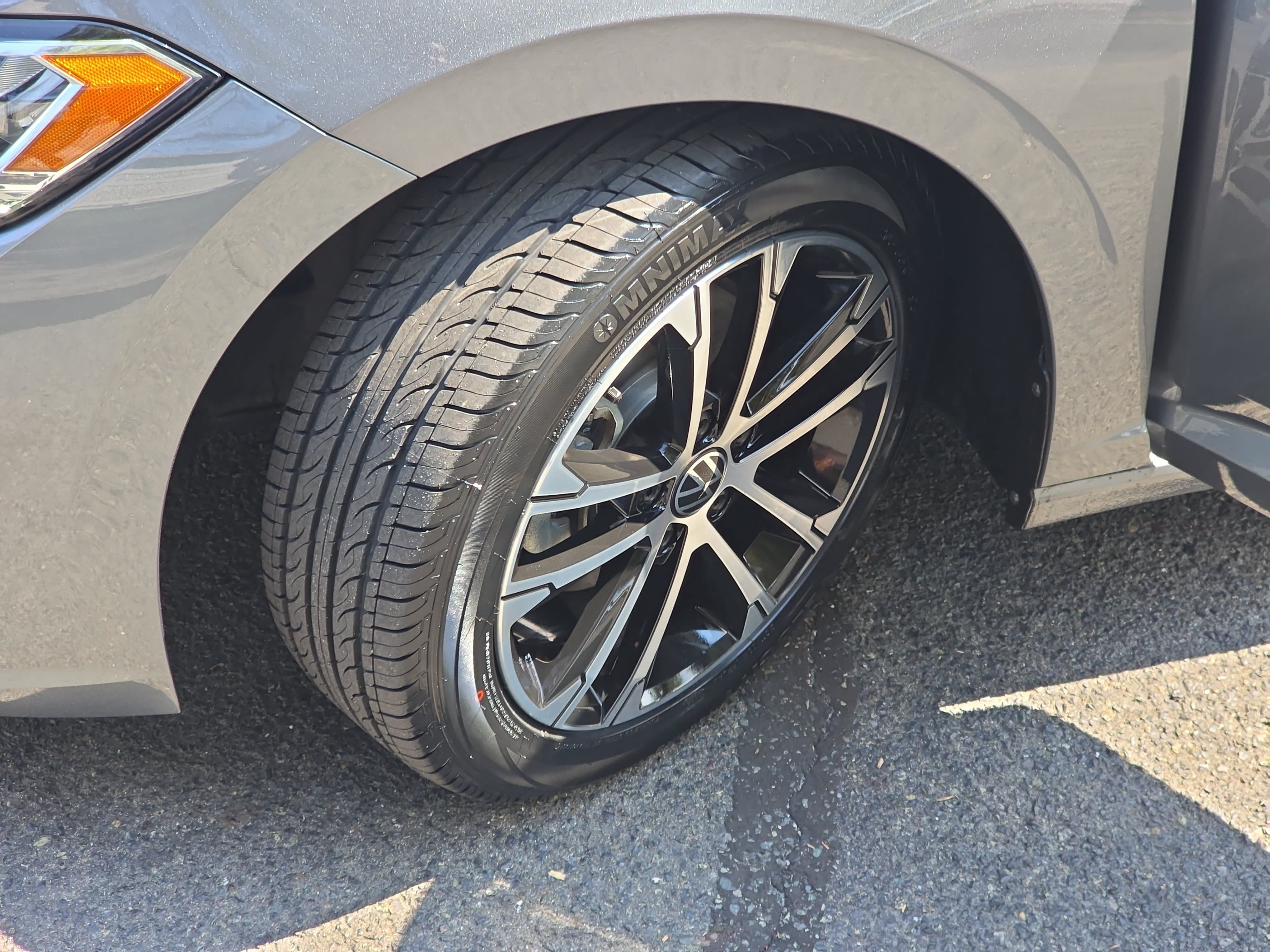 Certified 2024 Volkswagen Jetta Sport FWD image 31
