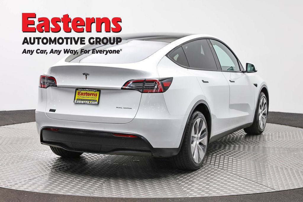 Used 2021 Tesla Model Y Long Range AWD/4WD image 5