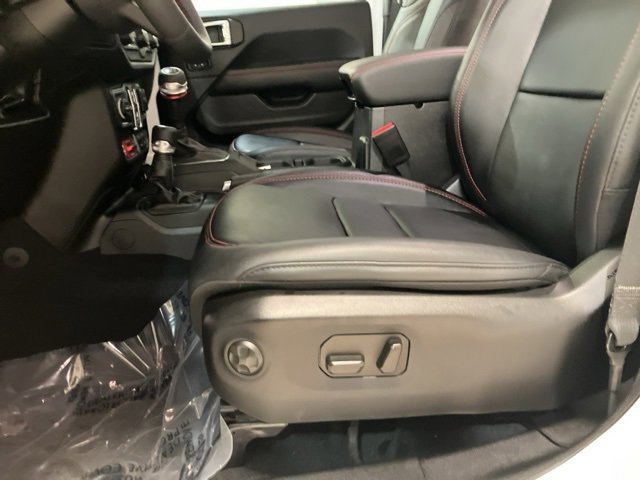 Used 2024 Jeep Wrangler Unlimited Rubicon w/ Technology Group image 11