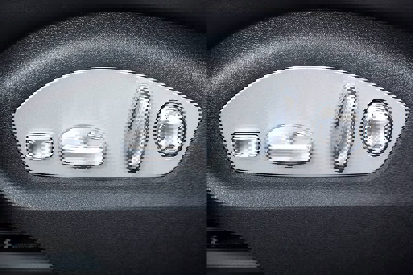 Certified 2026 Porsche Macan image 24