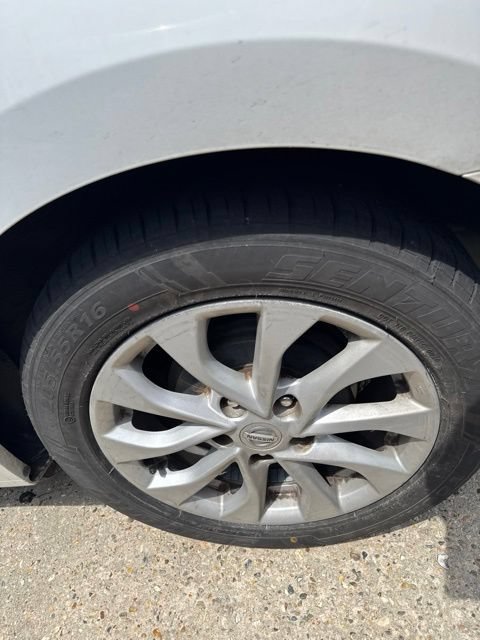 Used 2019 Nissan Sentra SV FWD image 23
