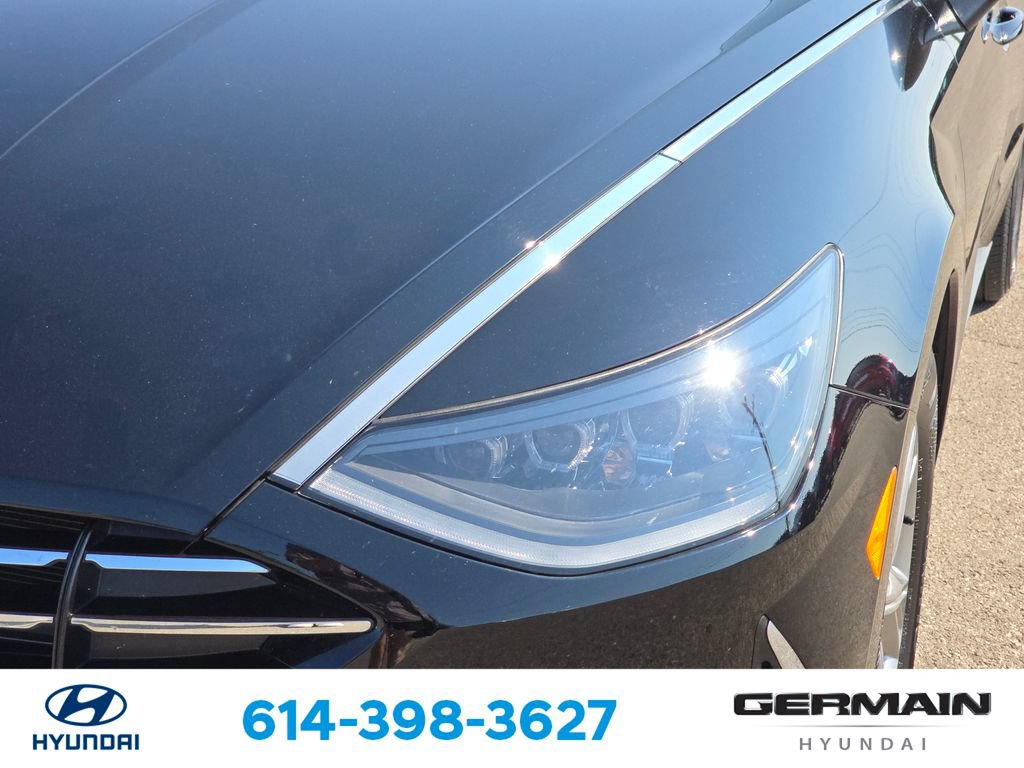 Used 2023 Hyundai Sonata SE w/ Cargo Package FWD image 15