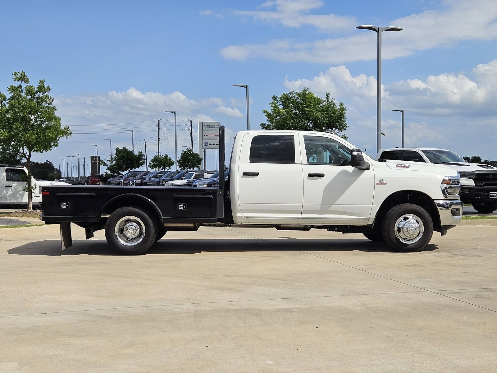 New 2026 RAM 3500 Tradesman w/ Chrome Appearance Group A AWD/4WD image 8
