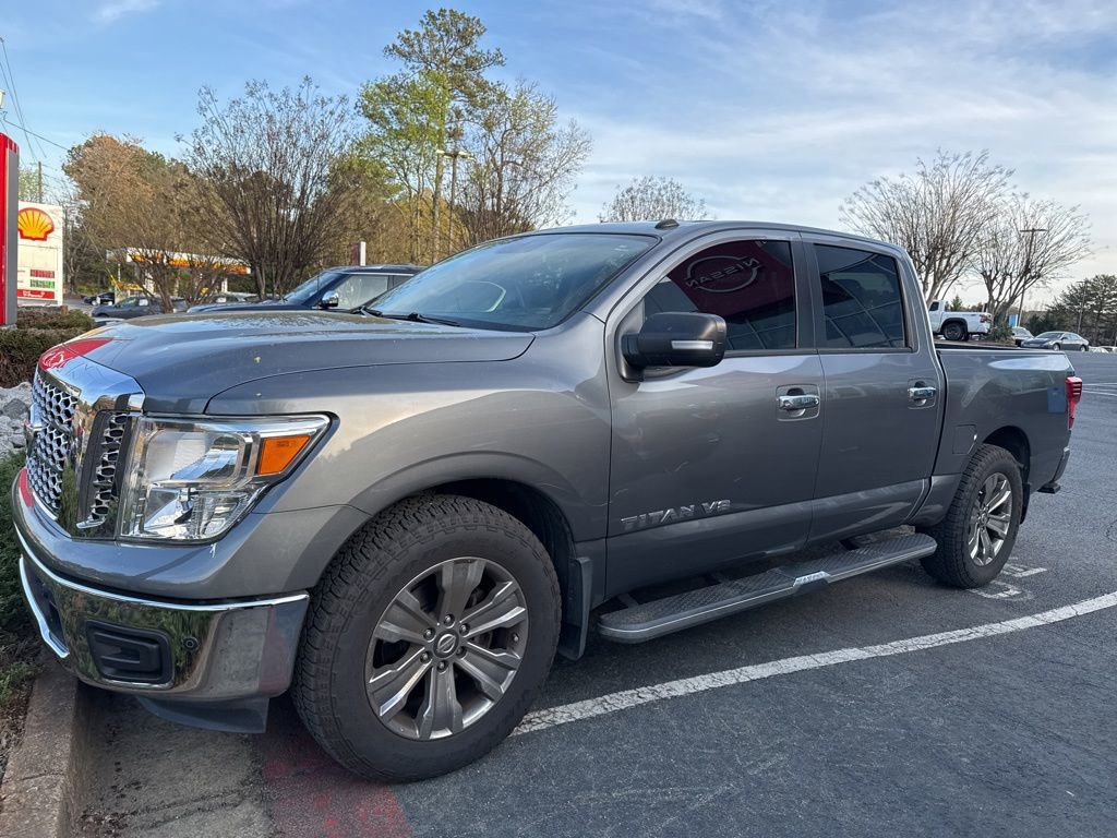 Used 2019 Nissan Titan SV w/ SV Convenience Package image 1
