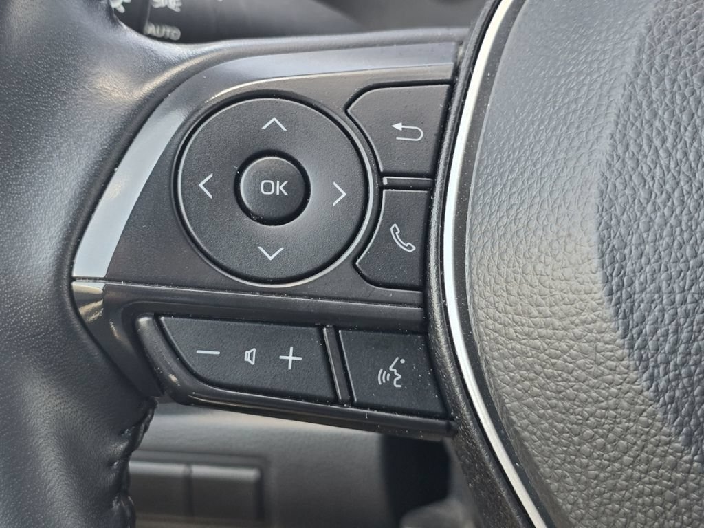 Certified 2024 Toyota Corolla SE FWD image 32