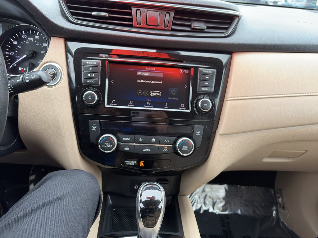 Used 2019 Nissan Rogue SV FWD image 9