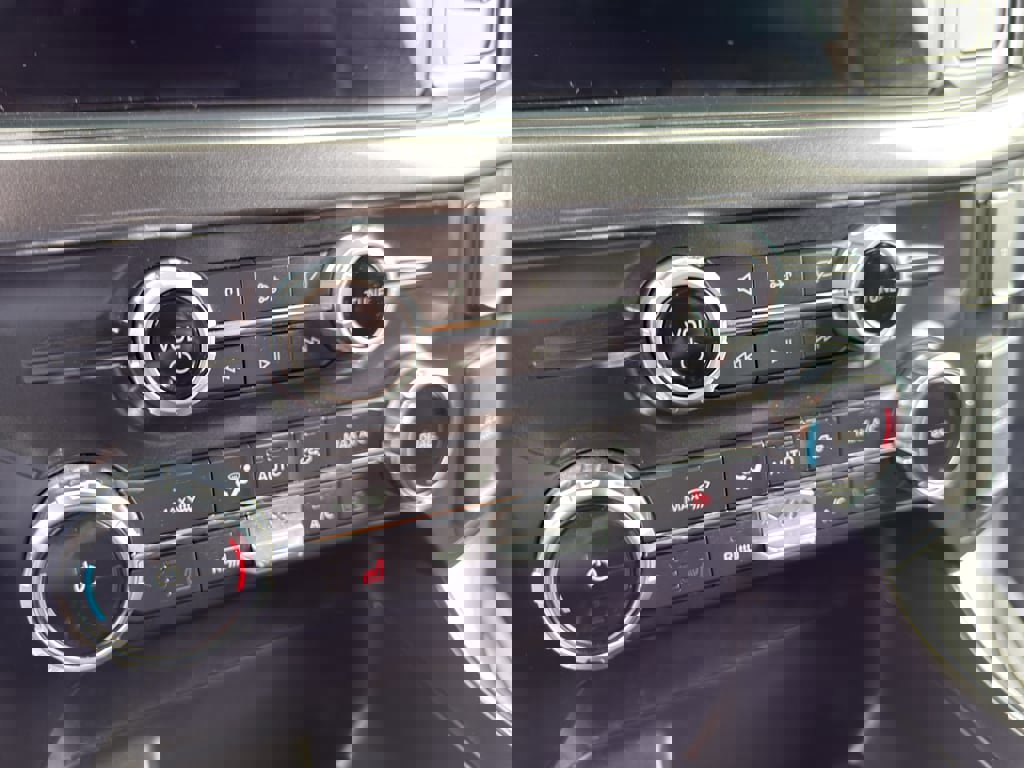 Used 2022 Ford F150 XLT w/ Equipment Group 302A High image 21