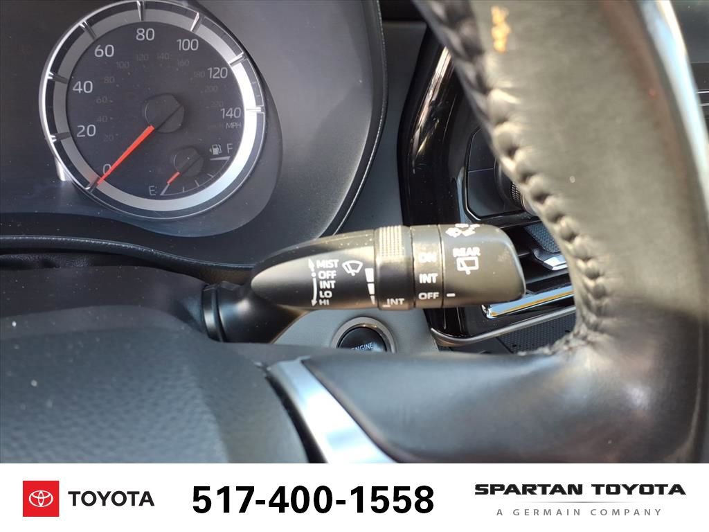 Used 2021 Toyota Highlander LE image 22