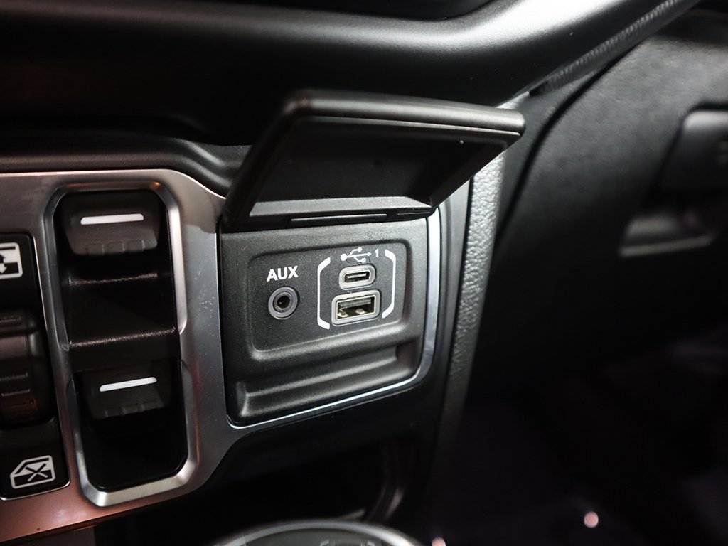 Used 2022 Jeep Wrangler Unlimited Rubicon 4xe image 42