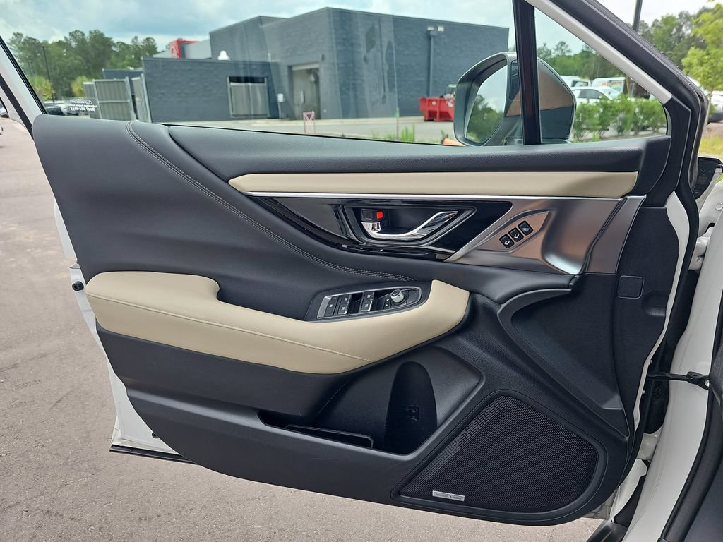 Used 2024 Subaru Outback Limited AWD/4WD image 32
