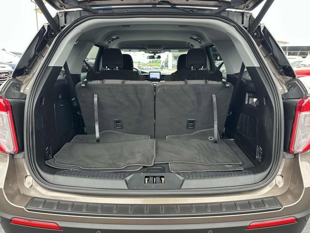 Used 2021 Ford Explorer XLT AWD/4WD image 10