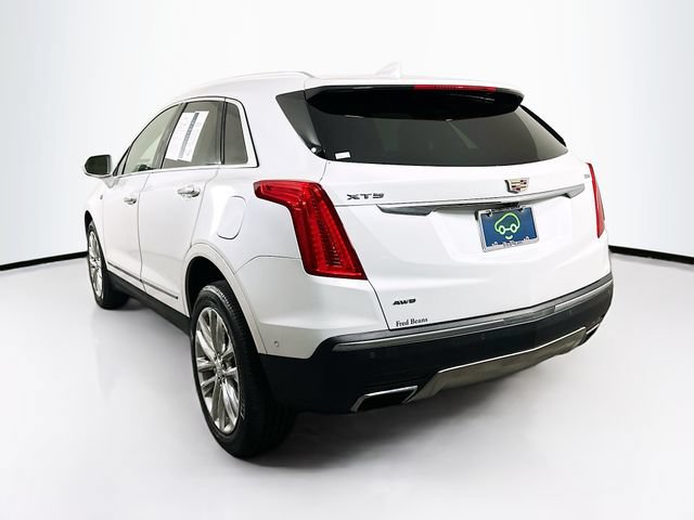 Used 2018 Cadillac XT5 Platinum w/ Driver Assist Package AWD/4WD image 5