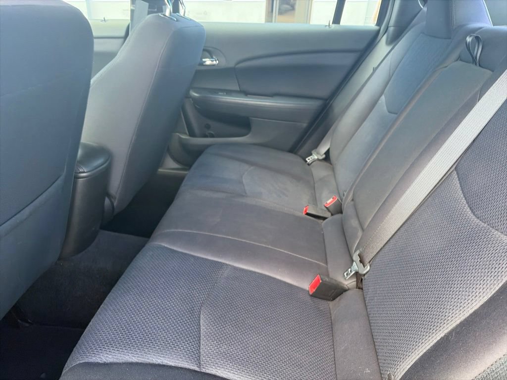 Used 2014 Chrysler 200 LX FWD image 22